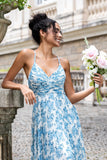 Vestido de Fiesta Largo en Blanco con Estampado Azul, A Línea y Escote Corazón