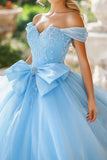 Vestido de gala azul cielo brillante con hombros descubiertos Vestido de quinceañera de tul con pedrería con lazo