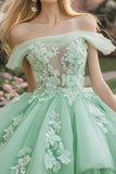 Vestido de fiesta de menta brillante con hombros descubiertos con volantes de tul y apliques de lentejuelas