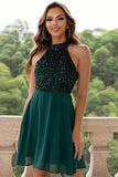 Vestido corto de lentejuelas brillantes verde oscuro halter