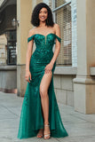 Elegante vestido de fiesta de corsé verde oscuro con hombros descubiertos de sirena con frente dividido